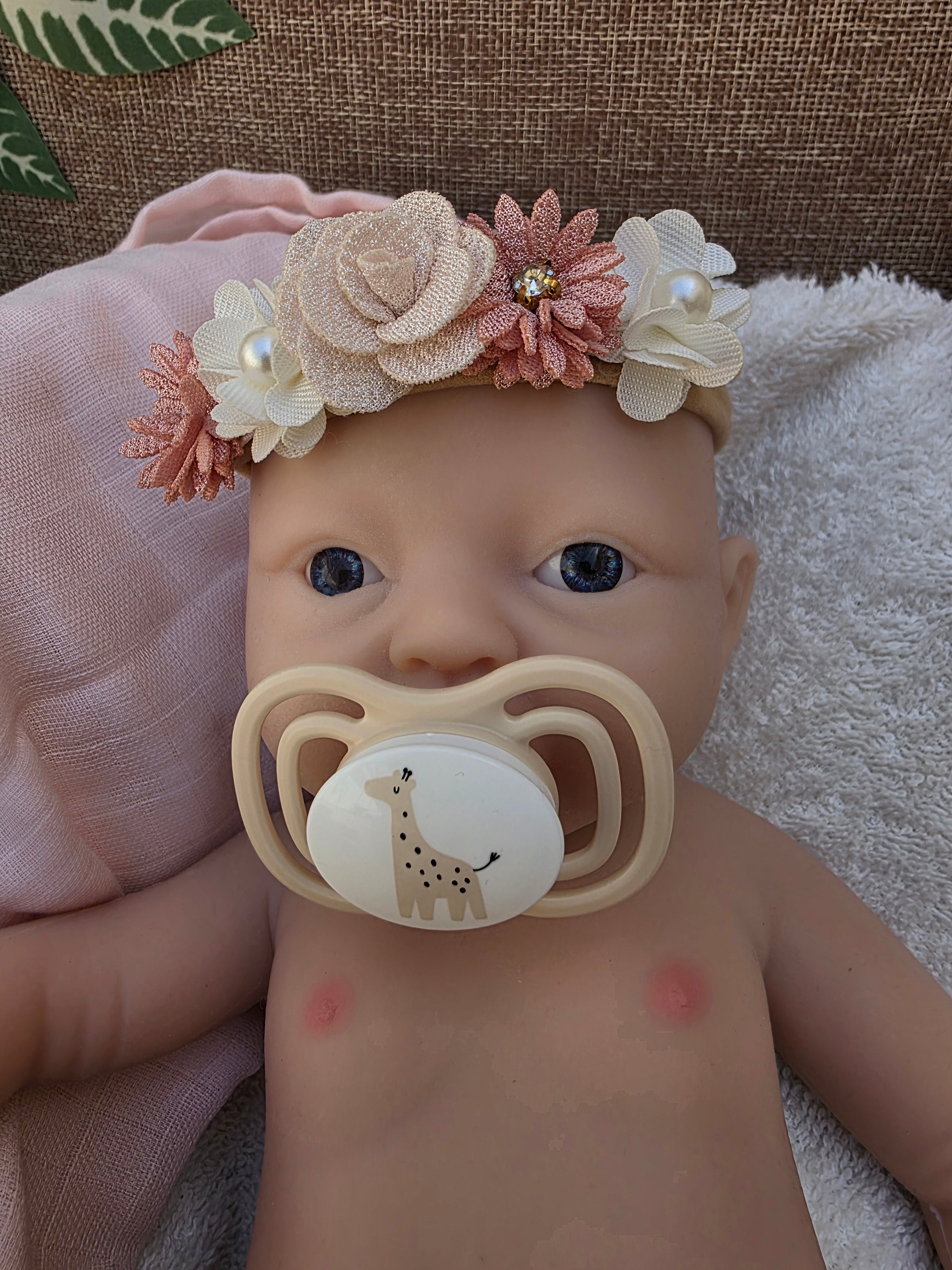 Bebe Reborn Silicona Platino Blanda de Cuerpo Completo Modelo Angie 37CM