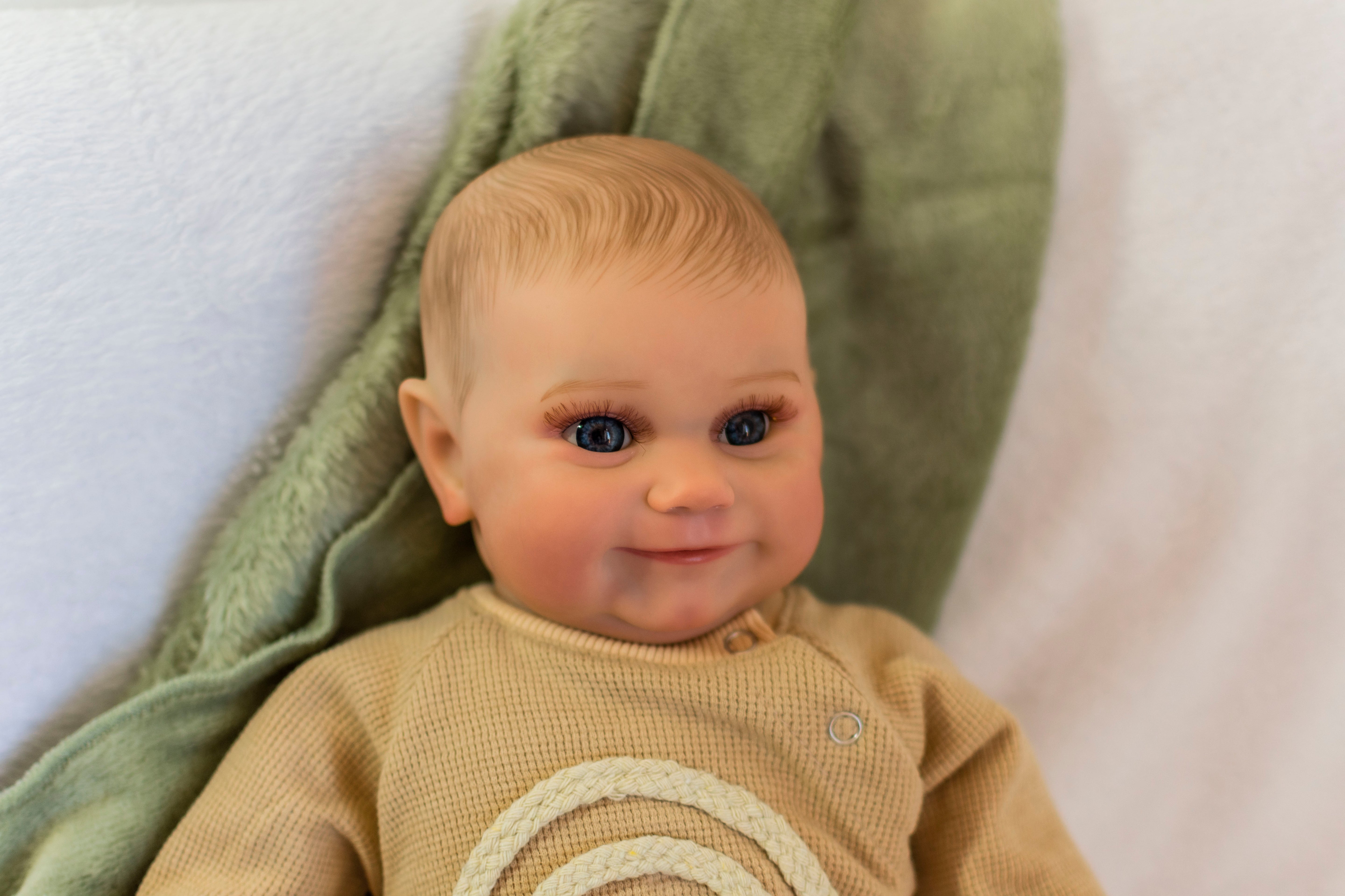 Bebe Reborn Niño Muñeco / Cuerpo Tela Vinilo Silicona Modelo Unisex 45CM