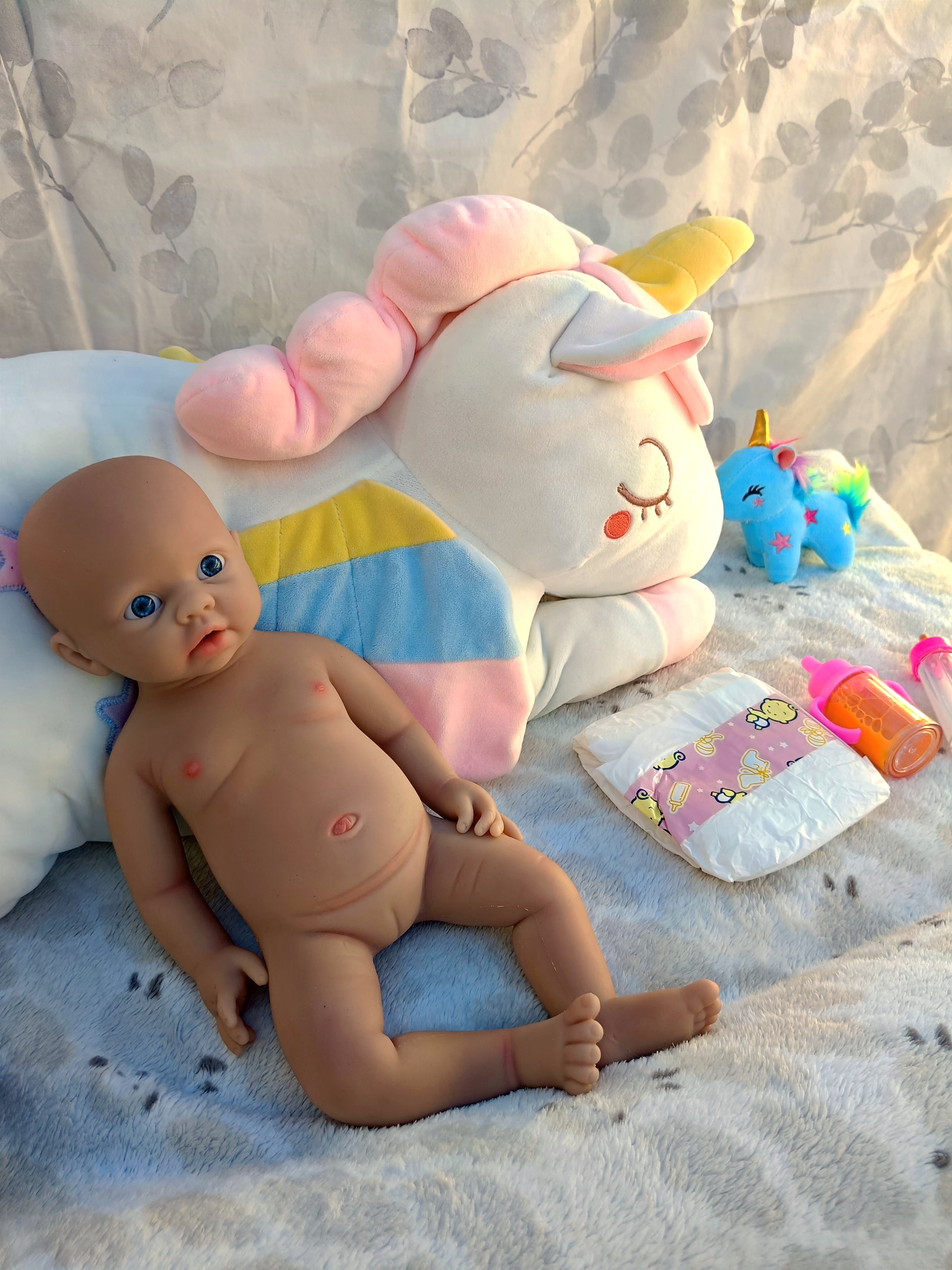 Bebe Reborn Silicona Platino Blanda de Cuerpo Completo Modelo Lucia  37CM