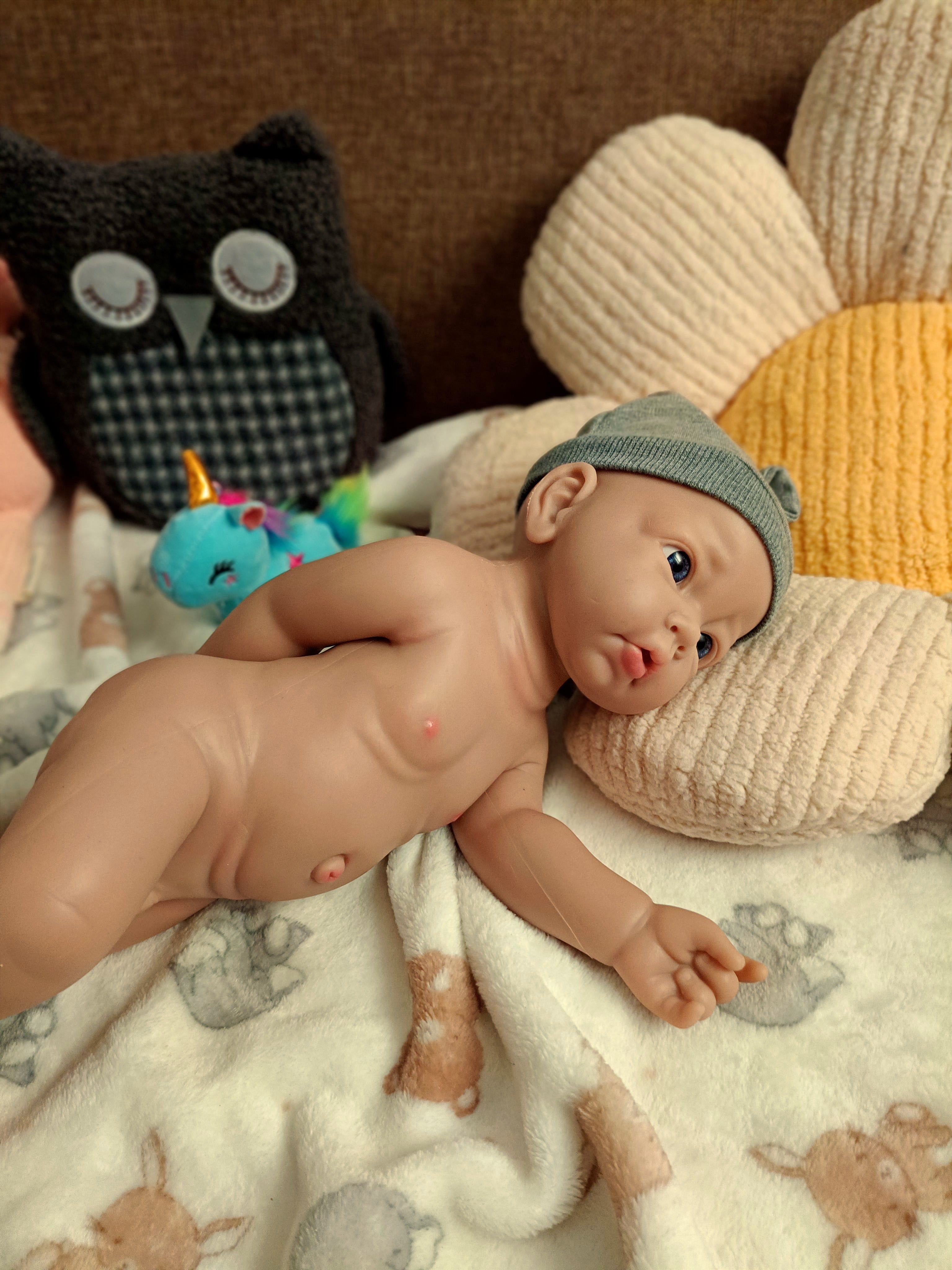 Bebe Reborn Silicona Platino Blanda de Cuerpo Completo Modelo Dani 43CM