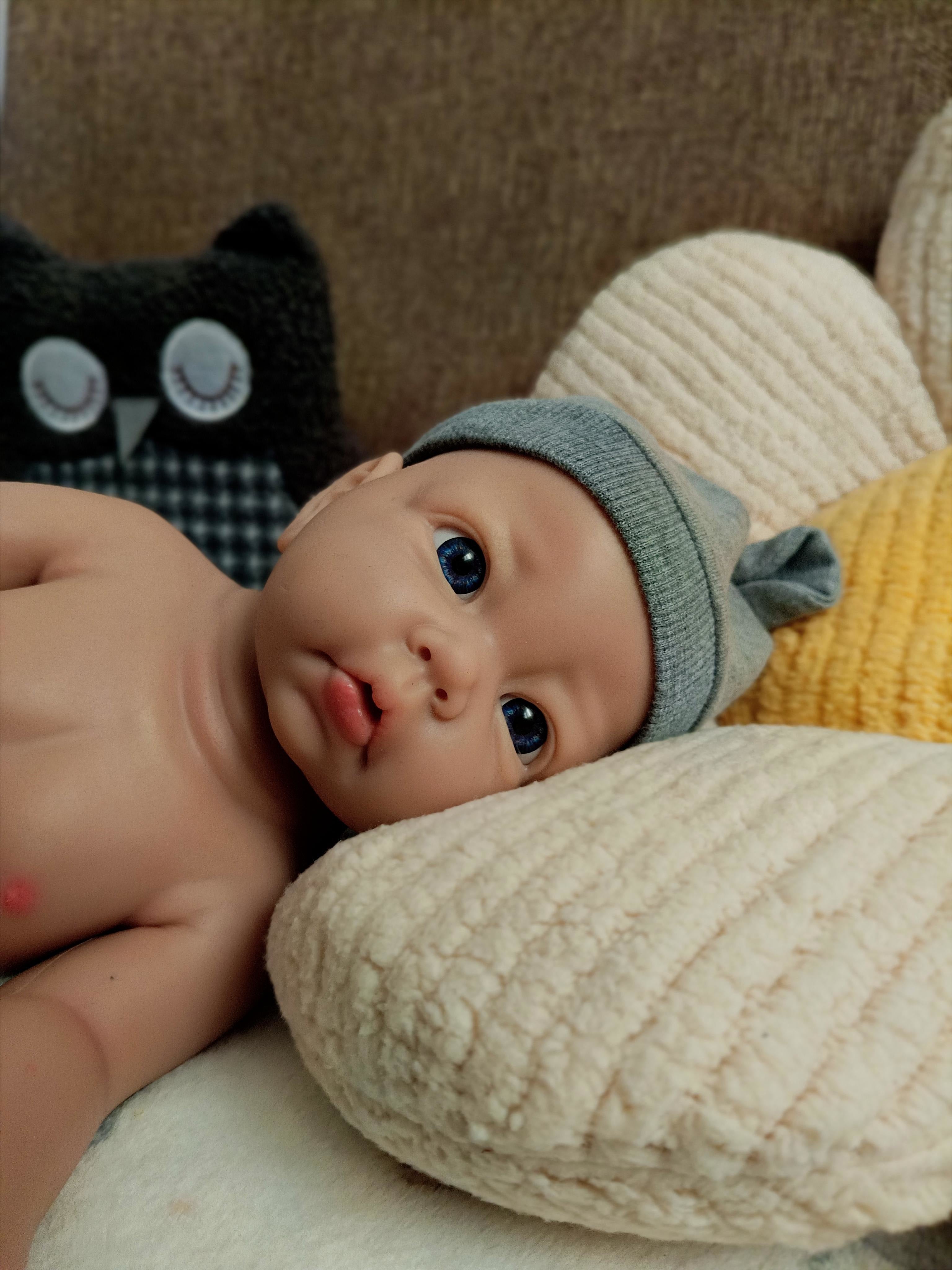 Bebe Reborn Silicona Platino Blanda de Cuerpo Completo Modelo Dani 43CM