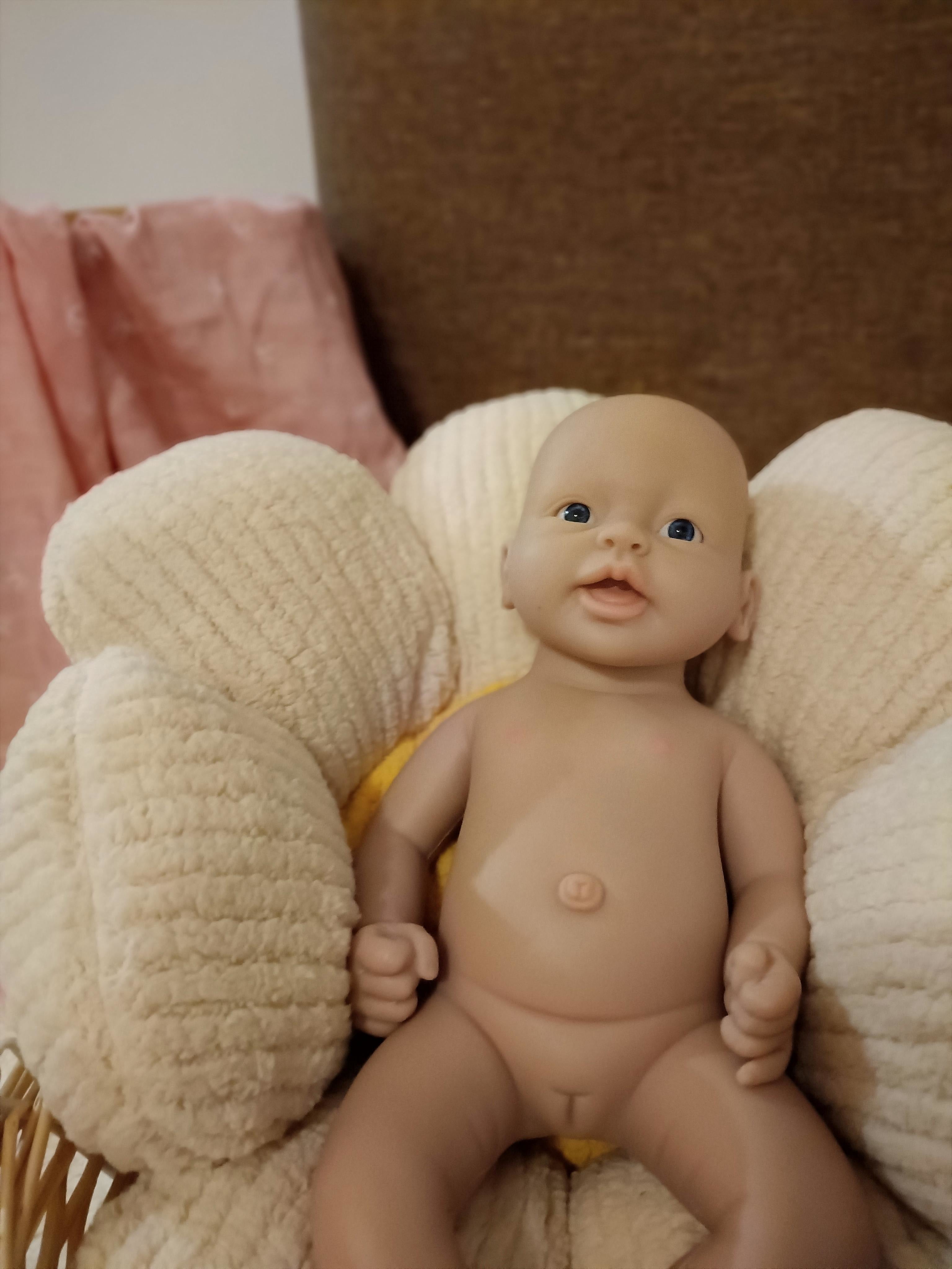 Bebe Reborn Silicona Platino Cuerpo Completo Modelo Anna 37CM