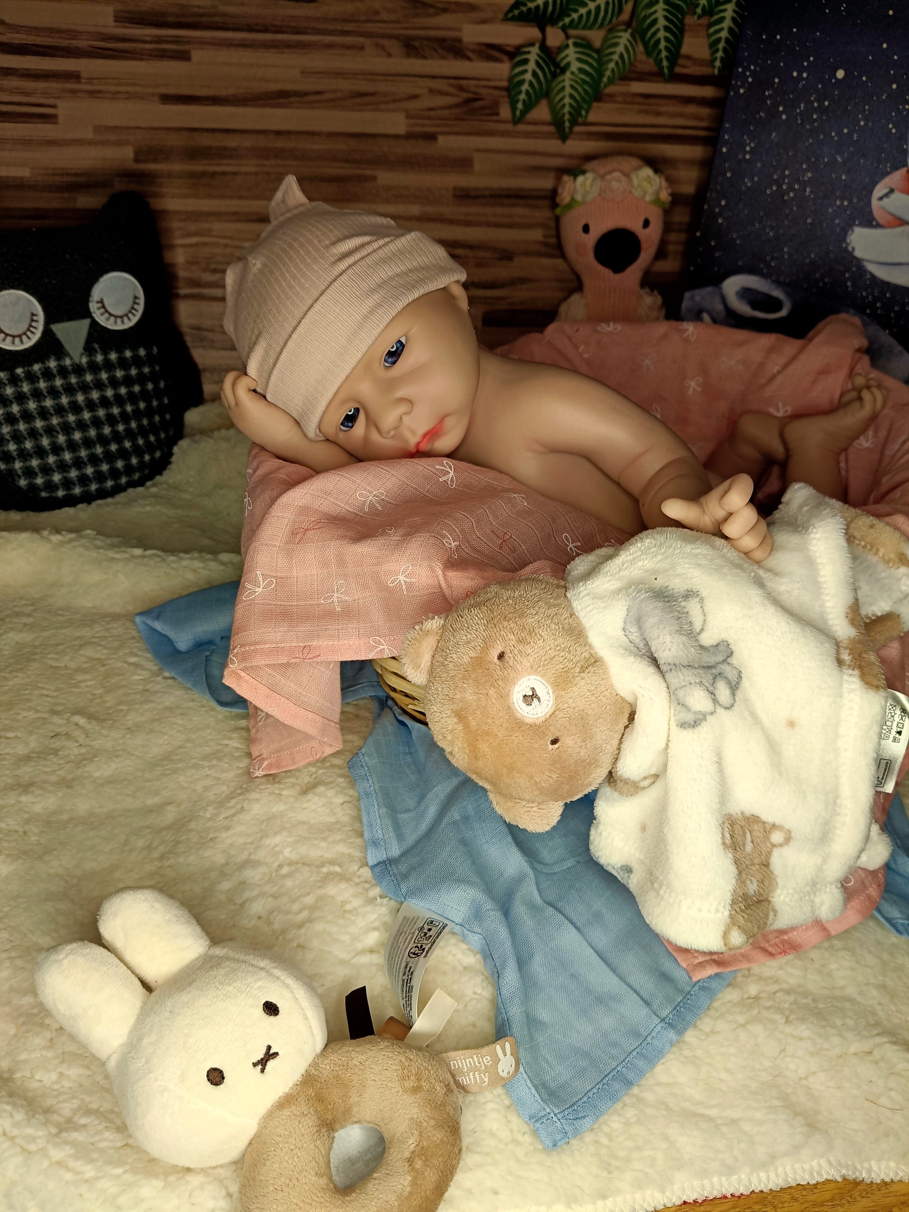 Bebe Reborn Silicona Platino Blanda de Cuerpo Completo Modelo  Marta 45CM