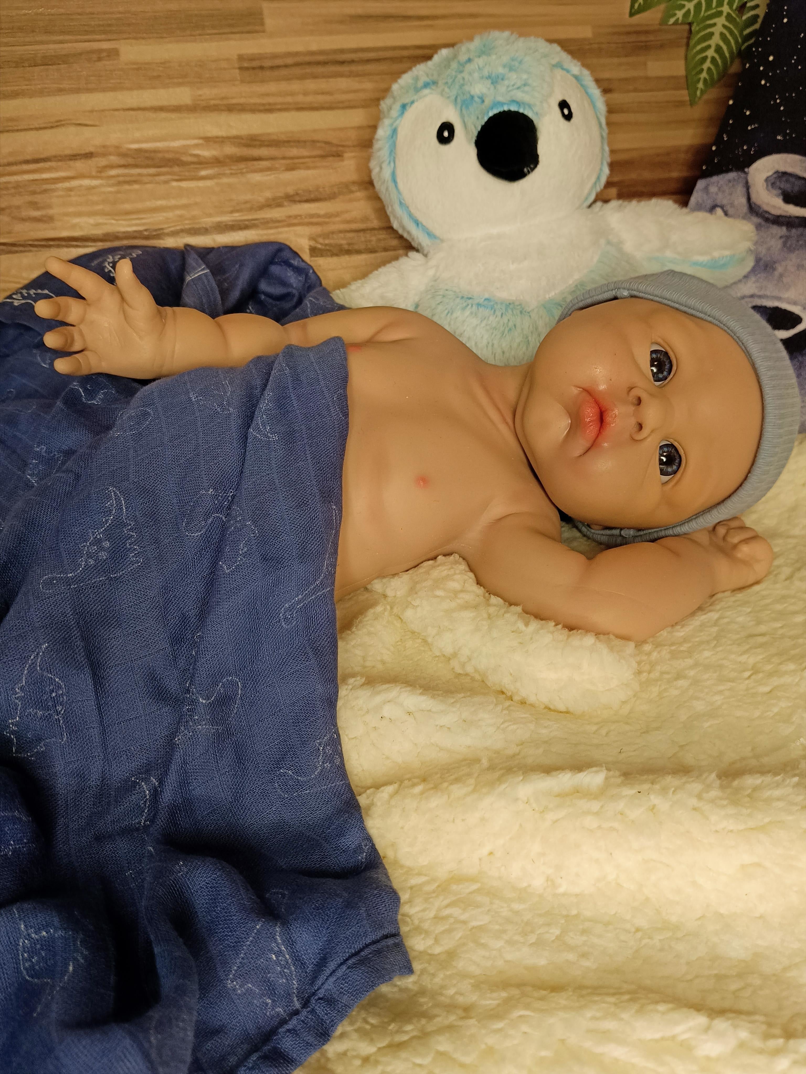 Bebe Reborn de Silicona Platino Cuerpo Completo Modelo Alex 47CM