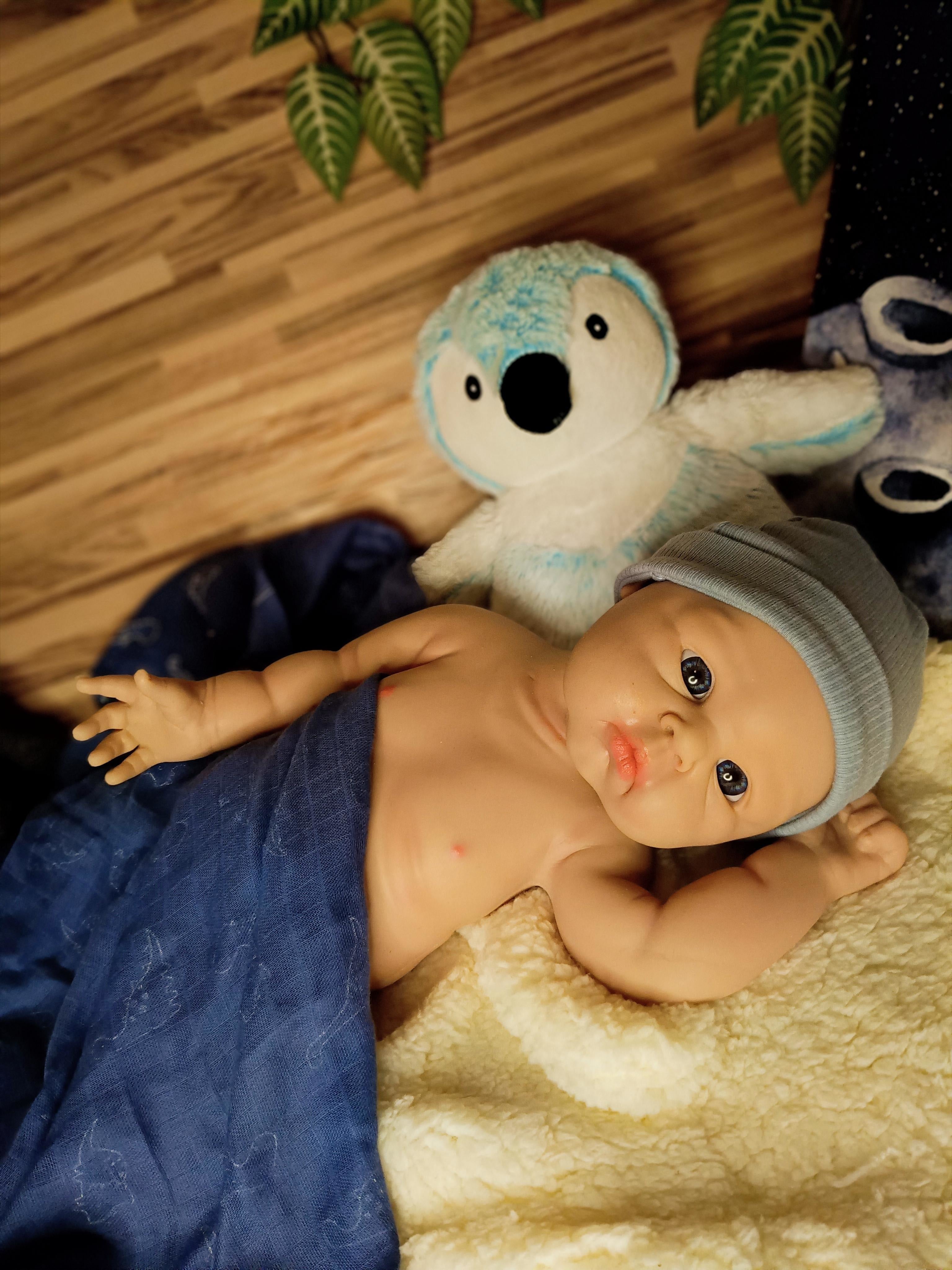 Bebe Reborn de Silicona Platino Cuerpo Completo Modelo Alex 47CM