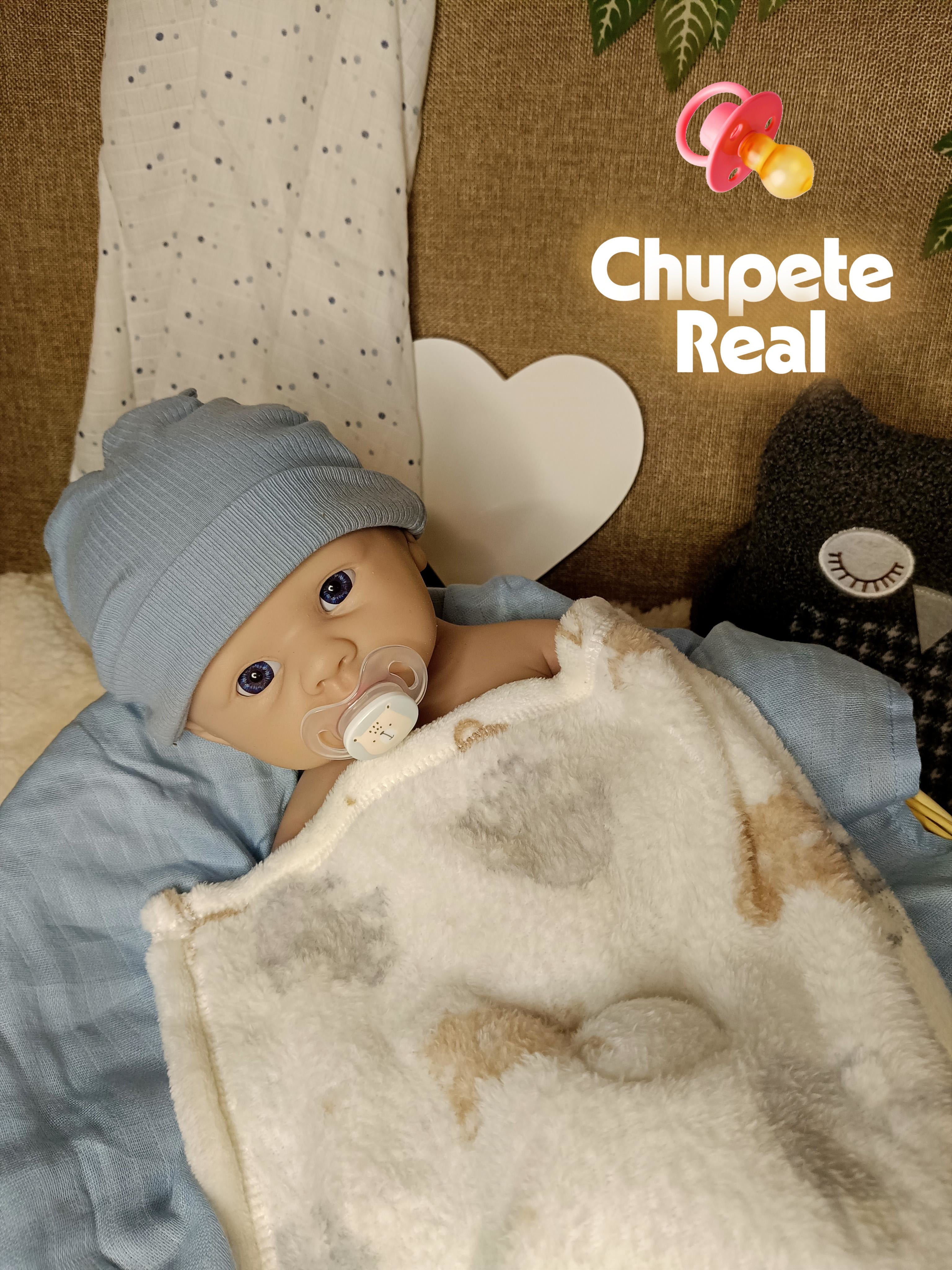 muñeco de silicona con chupete