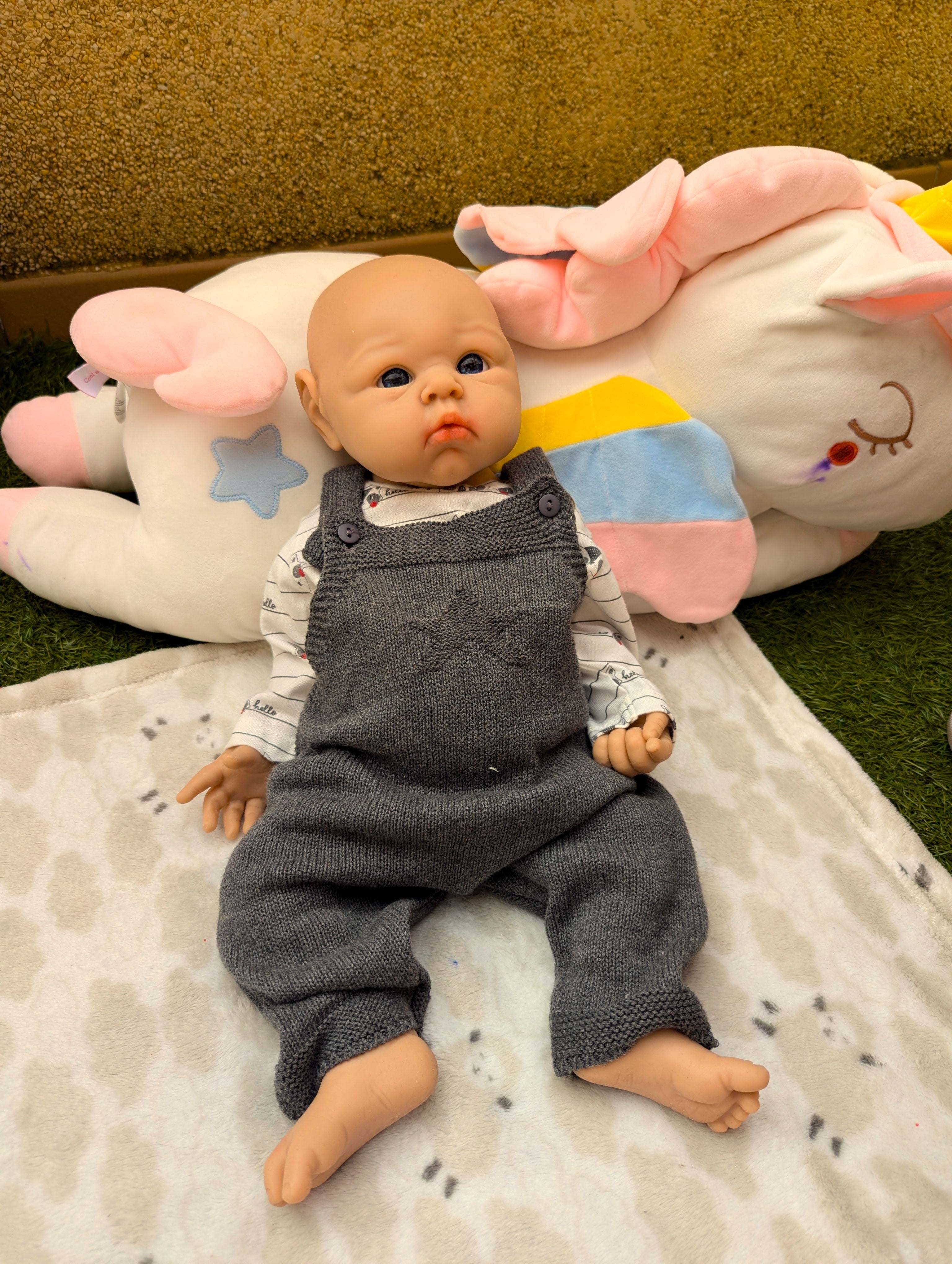 Bebe Reborn de Silicona Platino Cuerpo Completo Modelo Alex 45CM