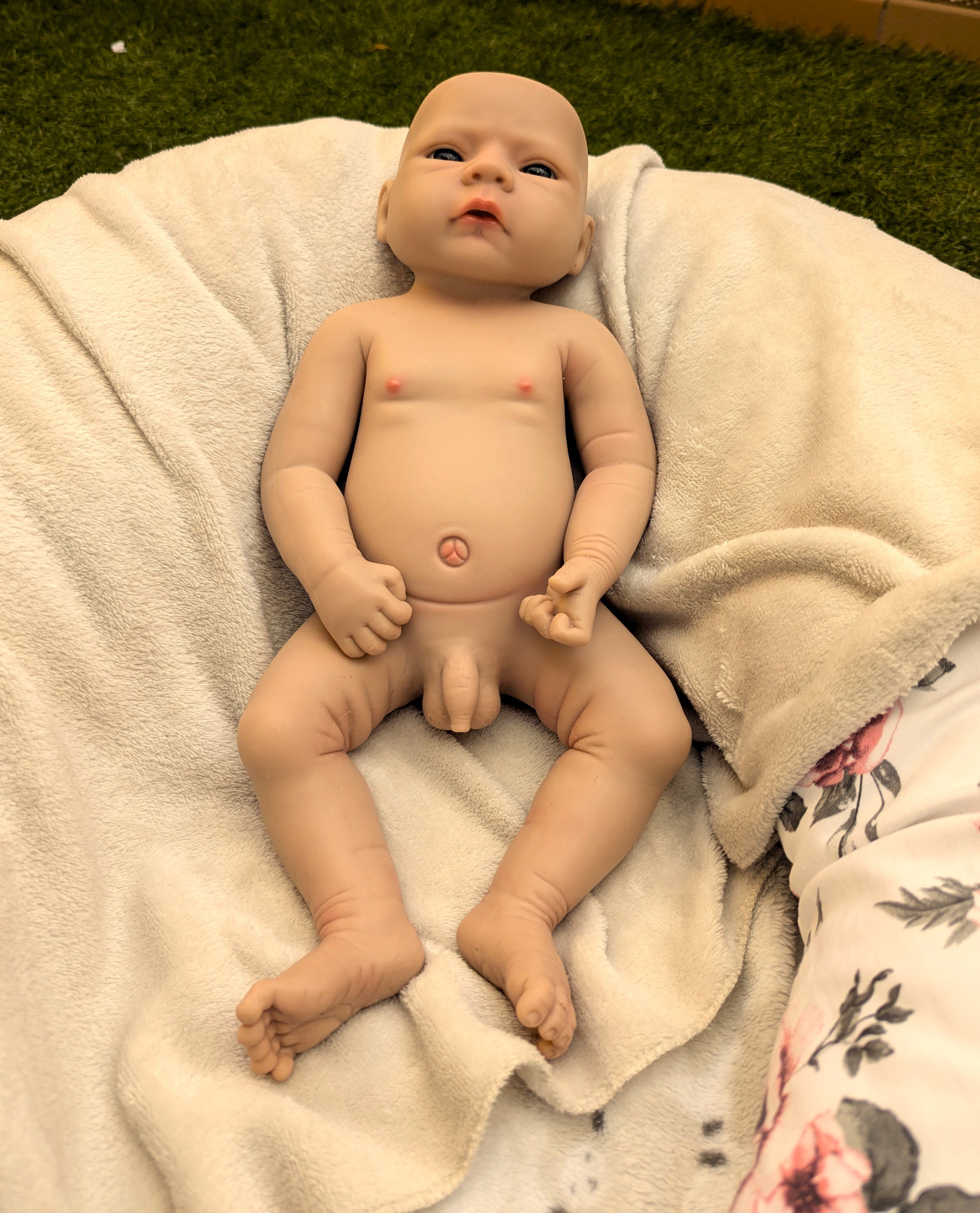 Bebe Reborn Silicona Platino Blanda de Cuerpo Completo Modelo Marco 45CM